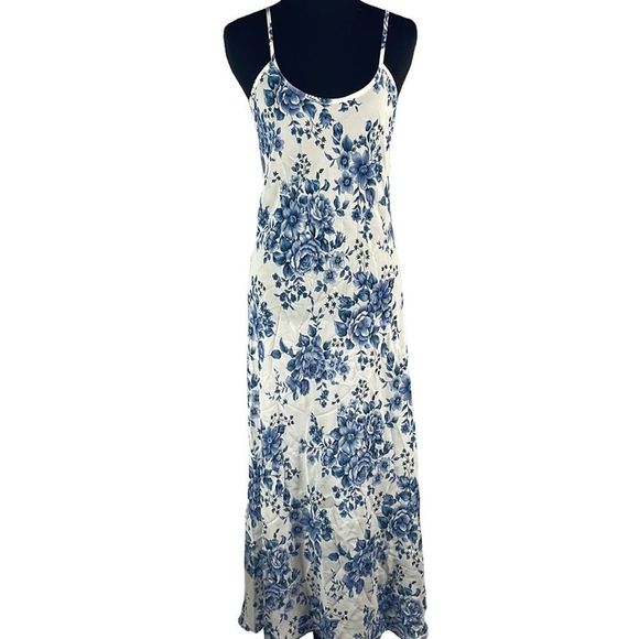 Victoria’s Secret Vintage Gold Label Chiffon Robe & Gown 2-Piece Set Siz… - Picture 8 of 16